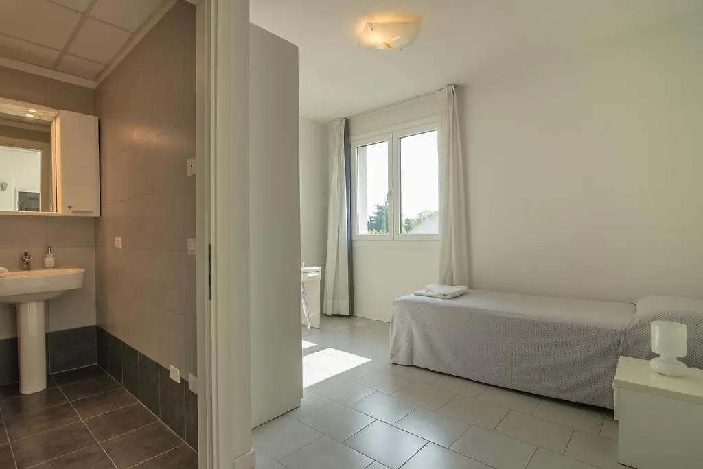 Casa Lucia Valentini Terrani Hotel Padova 2*,  Italy