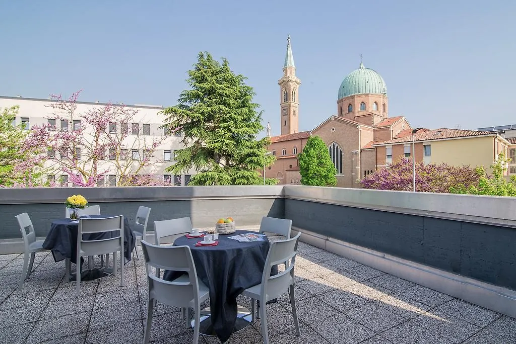 Casa Lucia Valentini Terrani Hotel Padova 2*,  Italy