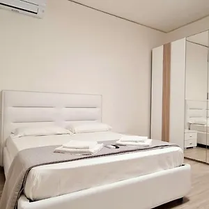Pensión Farah's House